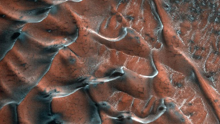 Why-does-Mars-have-different-dunes-This-may-be-the